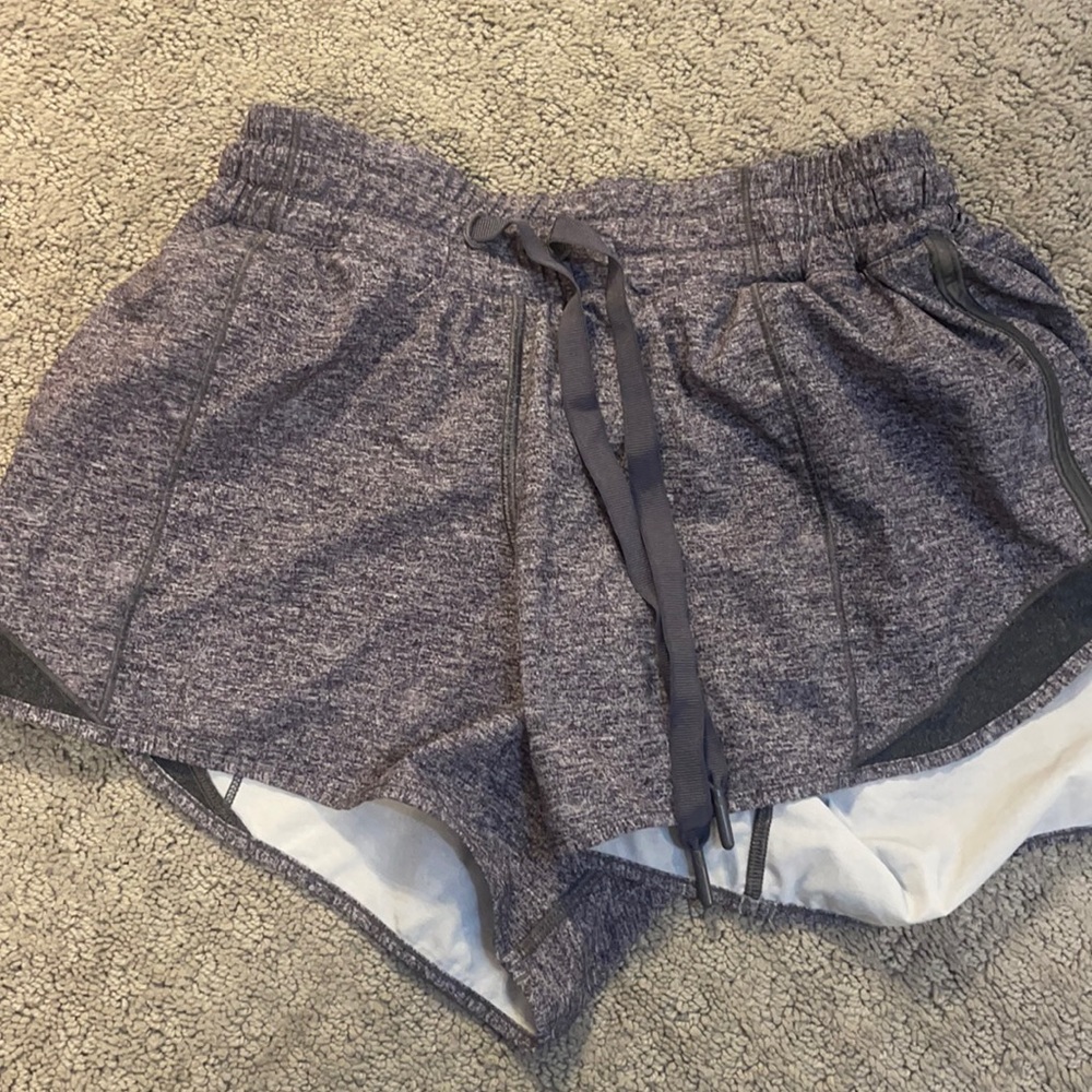 Grey hottie hot lululemon shorts!